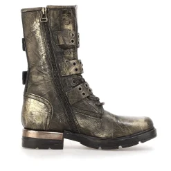 STIEFELETTEN ATTALLA