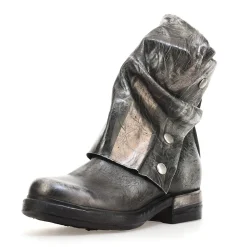 STIEFELETTEN AZUSA