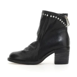 STIEFELETTEN JEANE