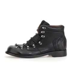 STIEFELETTEN PARRIS